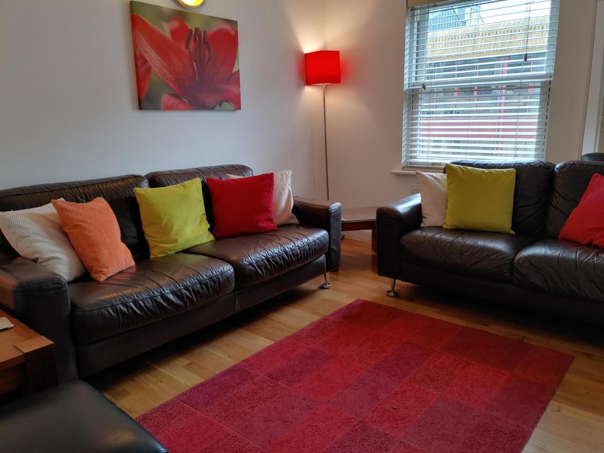 The Bath House Apartments - Free 1St Breakfast - Free Parking 외부 사진
