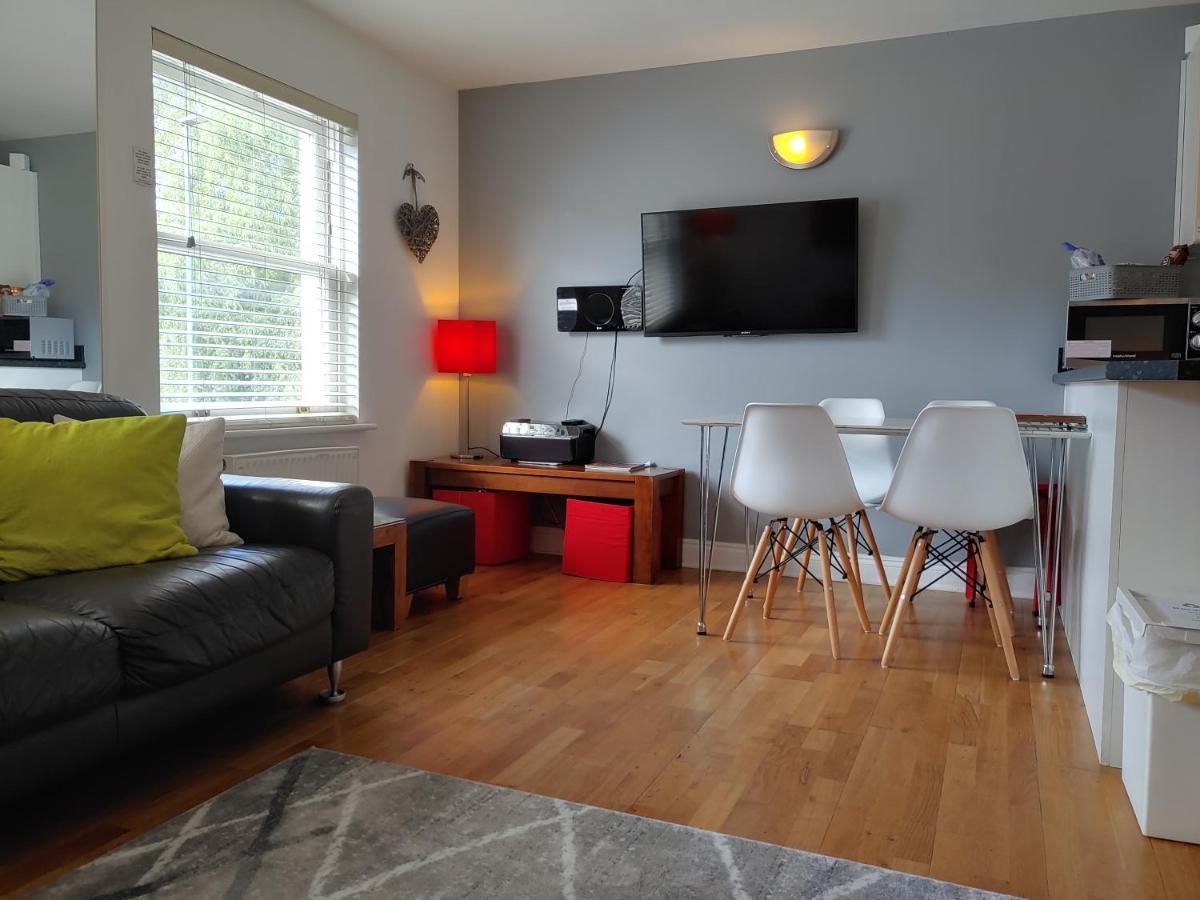 The Bath House Apartments - Free 1St Breakfast - Free Parking 외부 사진