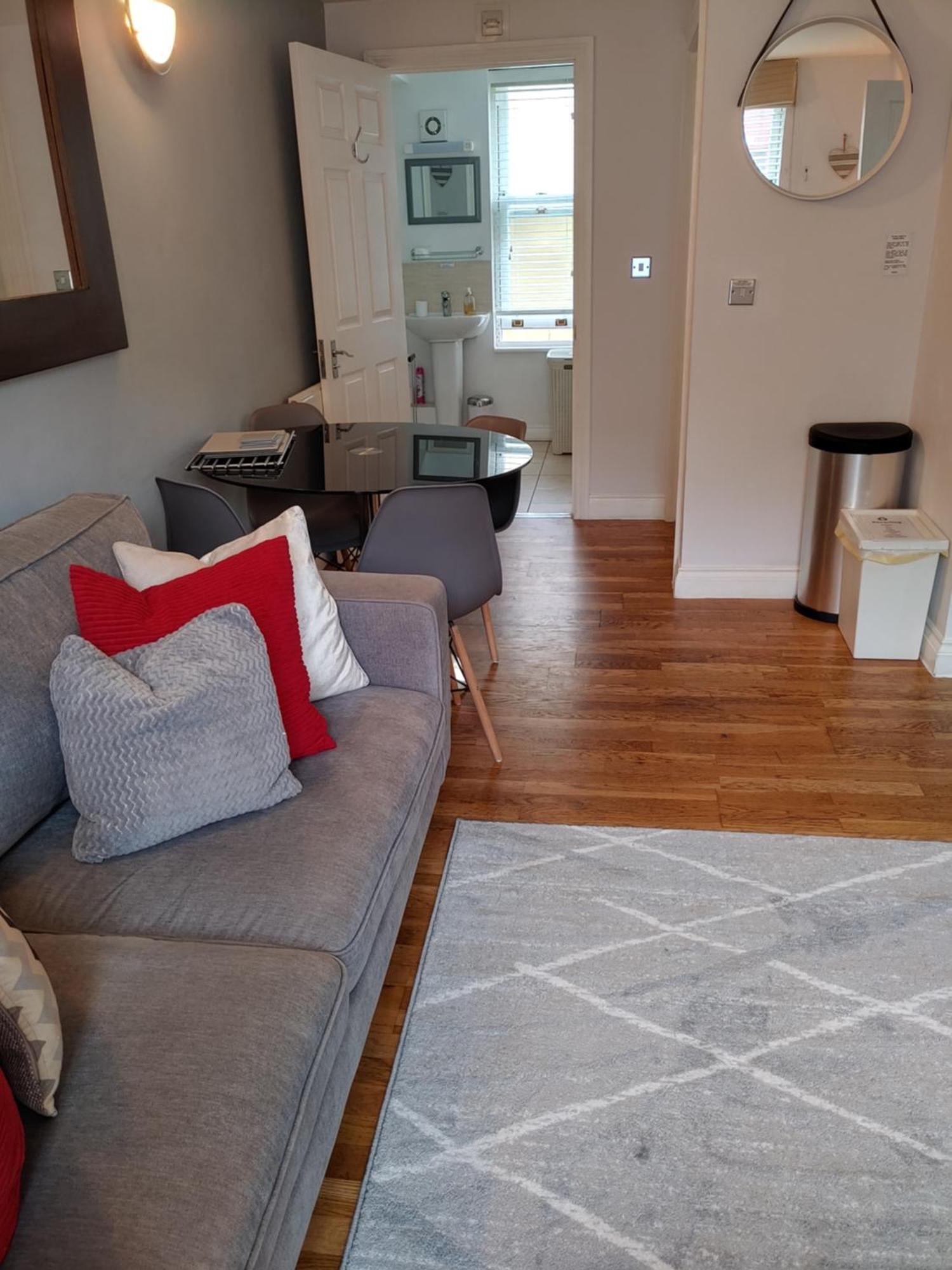 The Bath House Apartments - Free 1St Breakfast - Free Parking 외부 사진