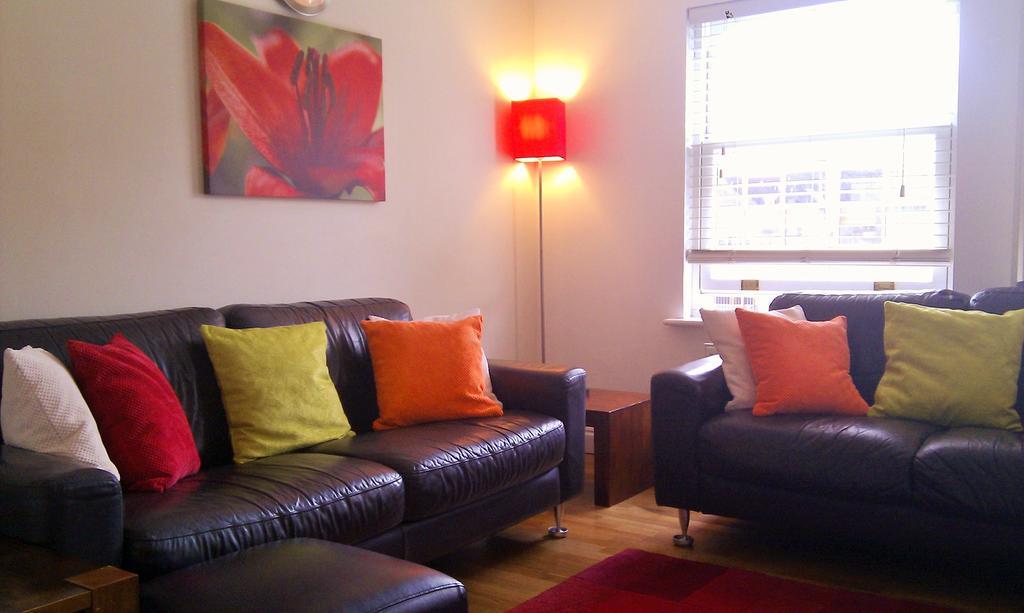 The Bath House Apartments - Free 1St Breakfast - Free Parking 외부 사진